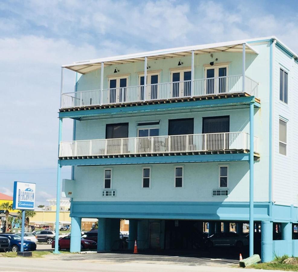 Budget Friendly Condo Perfect For A Romantic Getaway Within Walking Distance To The Beach! Gulf Shores Extérieur photo